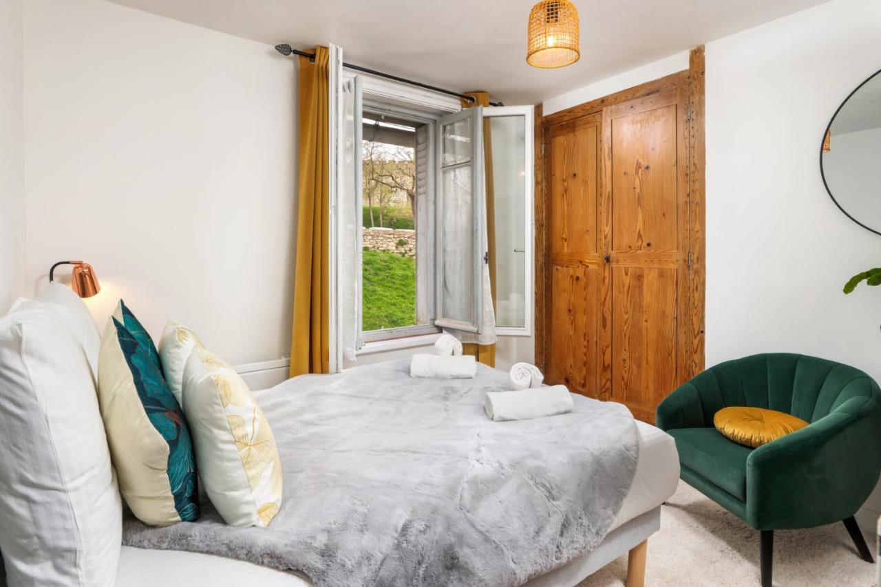 Апартаменти Le Pied A Terre De La Cite - Parking Au Pied De La Cite Каркассонн Екстер'єр фото