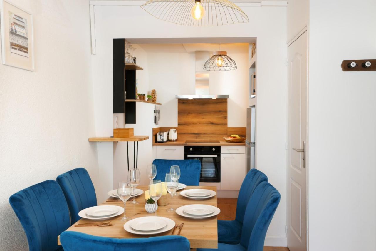 Апартаменти Le Pied A Terre De La Cite - Parking Au Pied De La Cite Каркассонн Екстер'єр фото